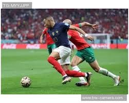 曼联旧将梅开二度：欧冠导演逆袭好戏，20场造17球太犀利